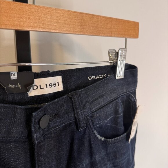 DL1961 BRADY Slim ActiveX Smart Denim Blue Jeans - Size 16 (KIDS) - Picture 4 of 5